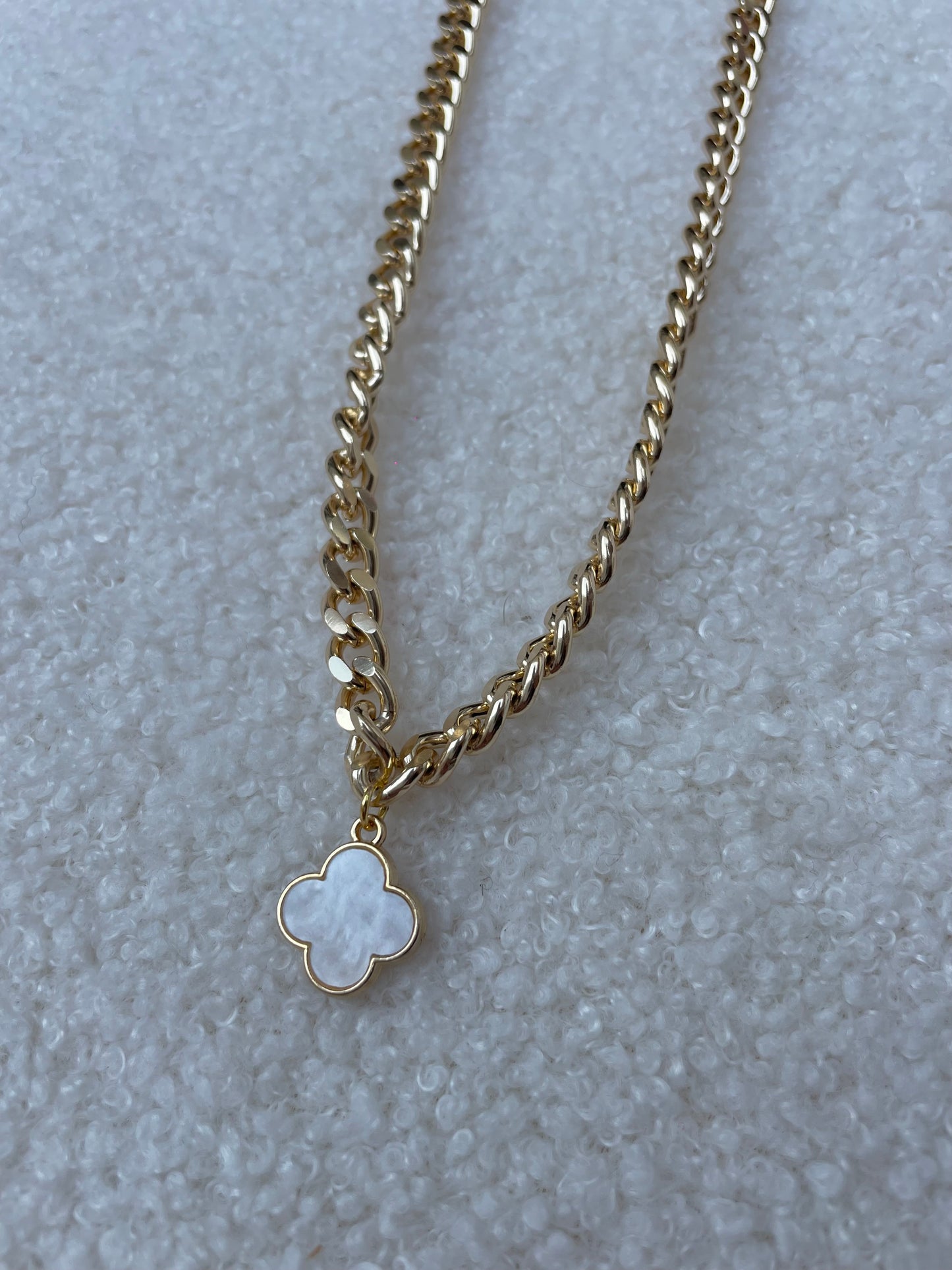 Collana ARIAFINA
